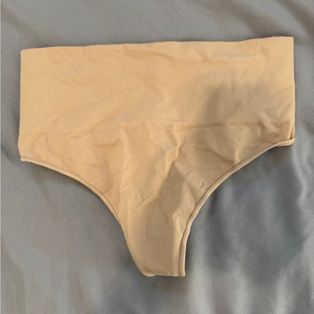 Spanx shape extraordinary thong